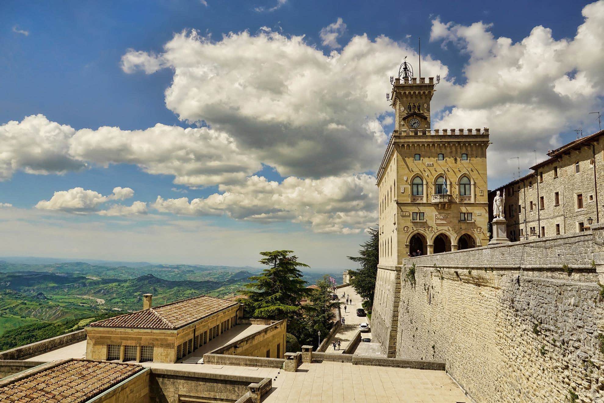 Sedi e Scuole di Corsi e Lezioni Private nella Repubblica di San Marino
